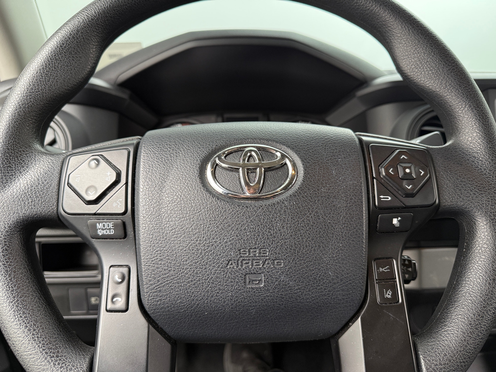 Thumbnail: 2019 Toyota Tacoma - 5
