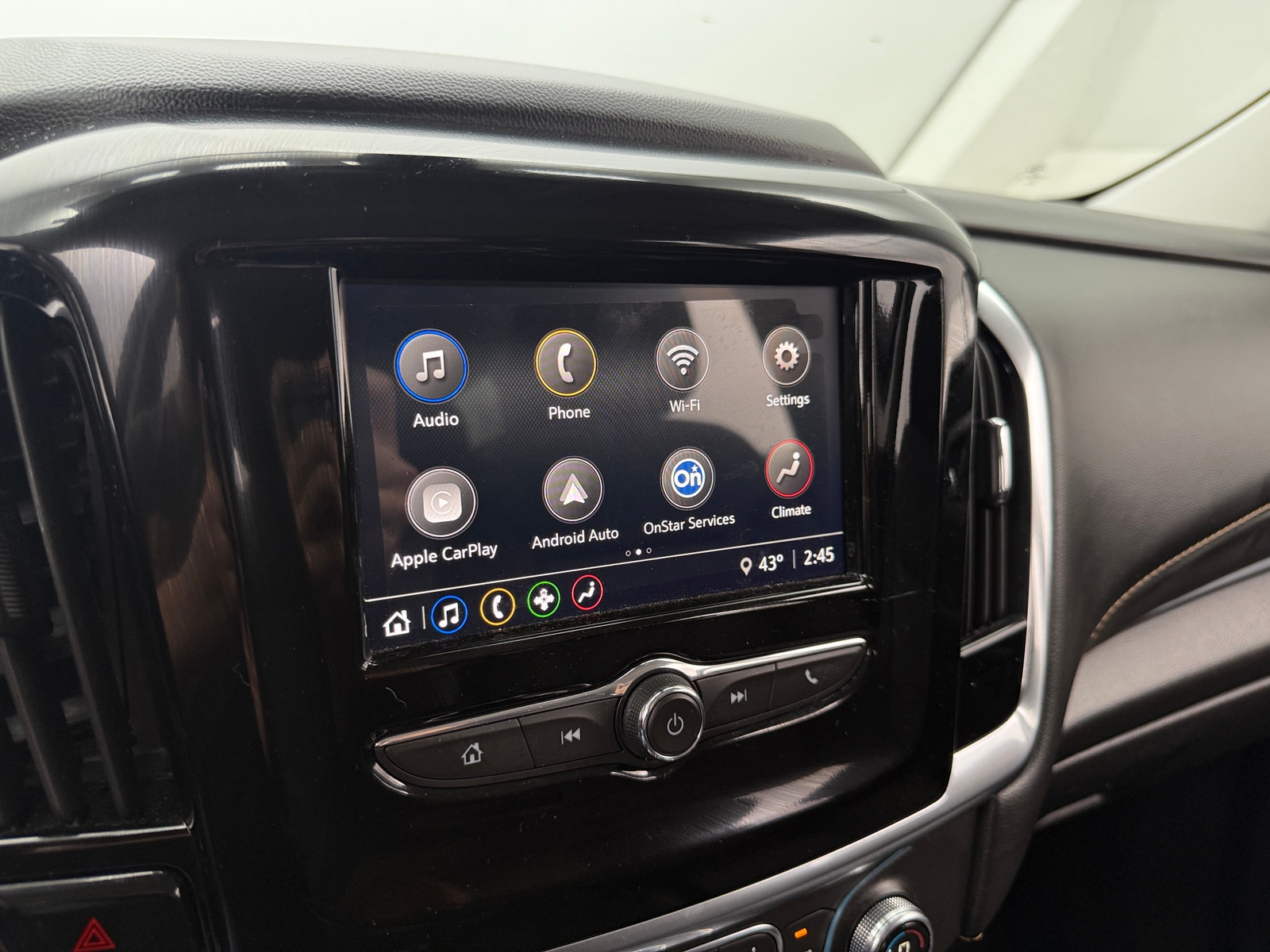 Thumbnail: 2021 Chevrolet Traverse - 4