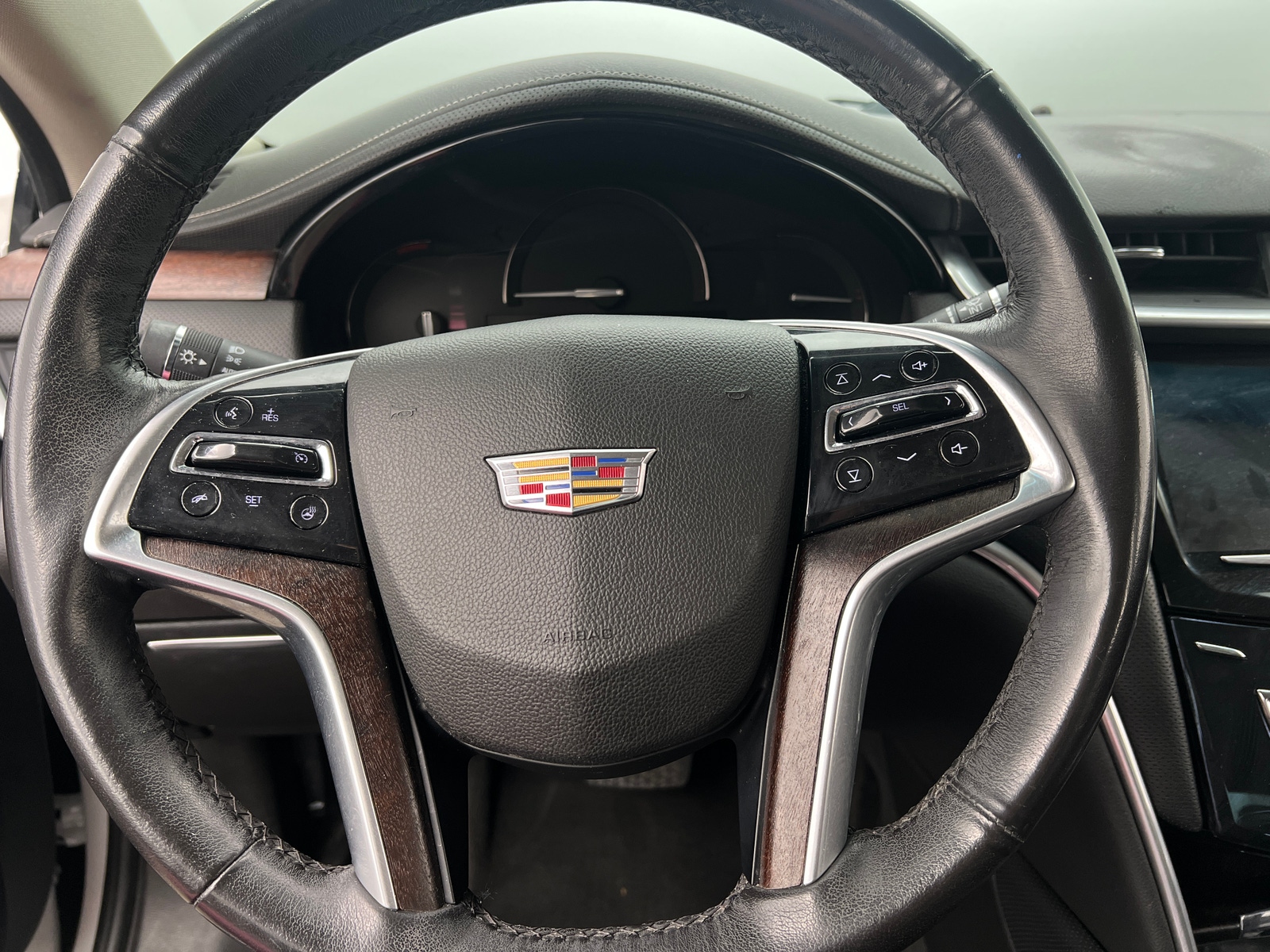 Thumbnail: 2019 Cadillac XTS - 4