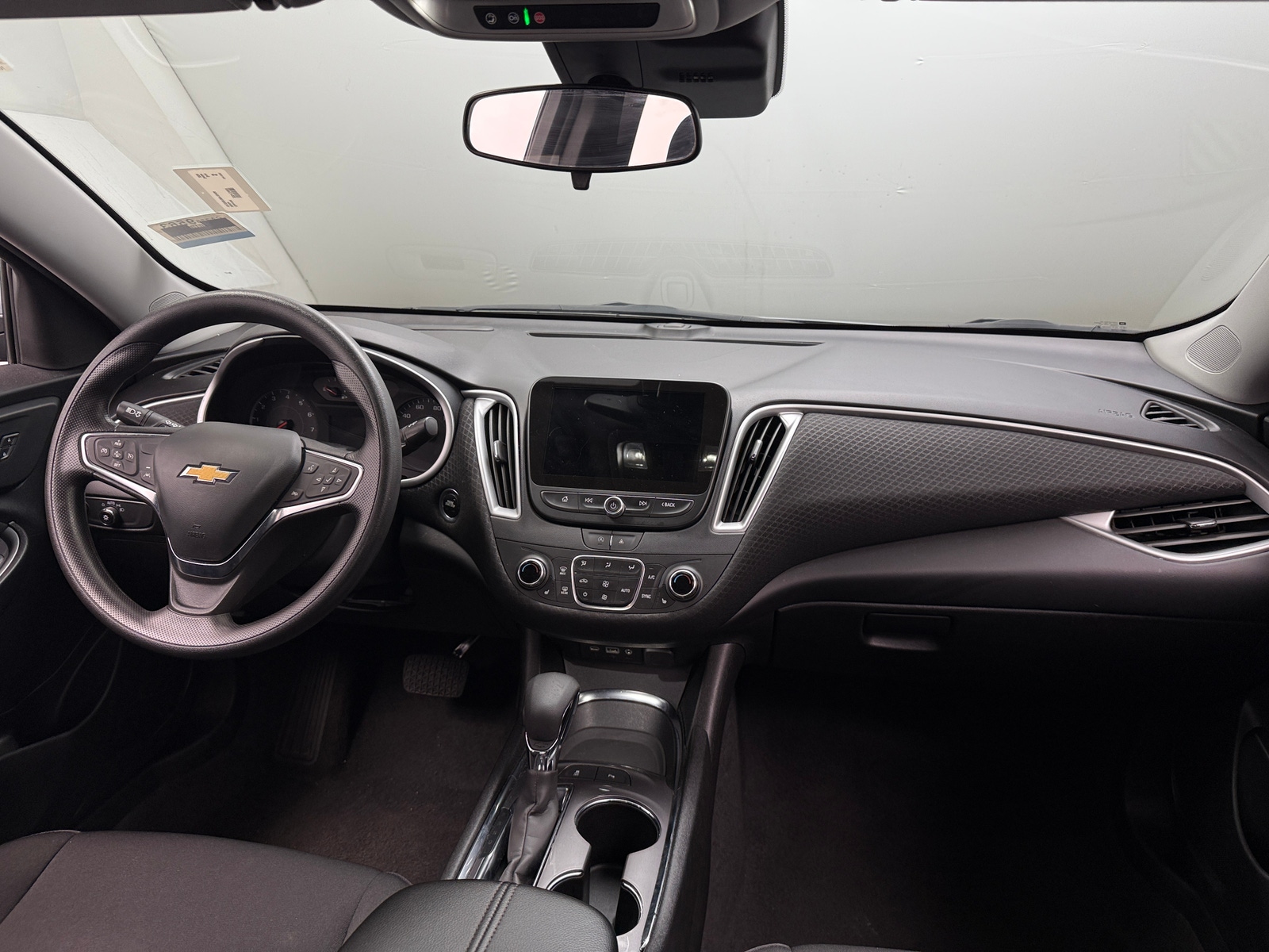 Thumbnail: 2024 Chevrolet Malibu - 3