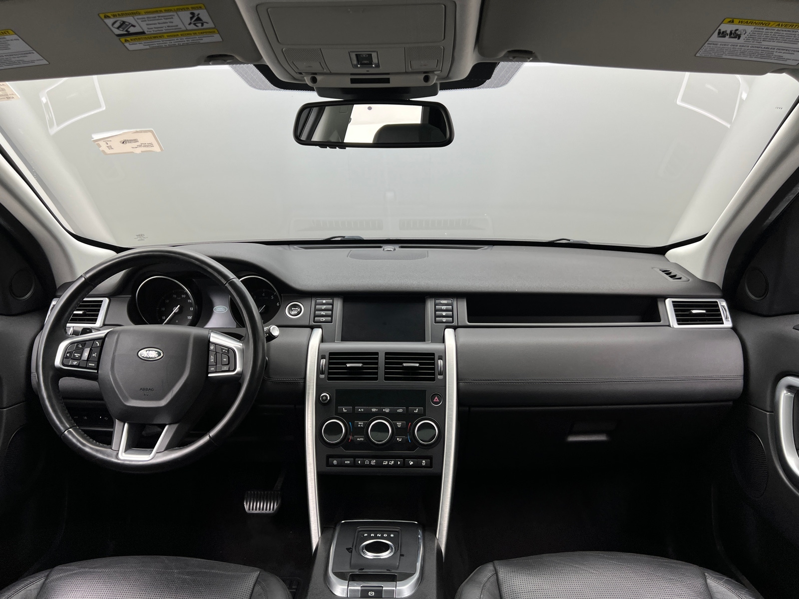 Thumbnail: 2018 Land Rover Discovery Sport - 2