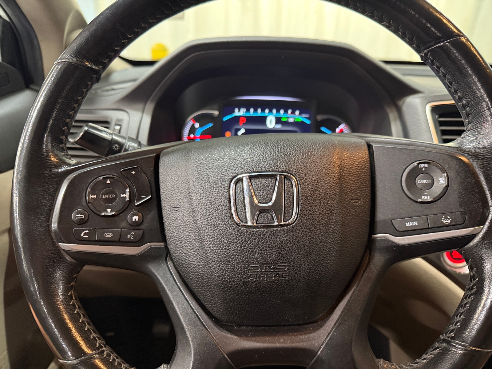 Thumbnail: 2019 Honda Pilot - 4