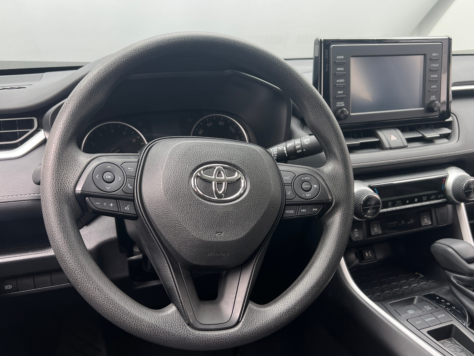 Thumbnail: 2019 Toyota RAV4 - 5