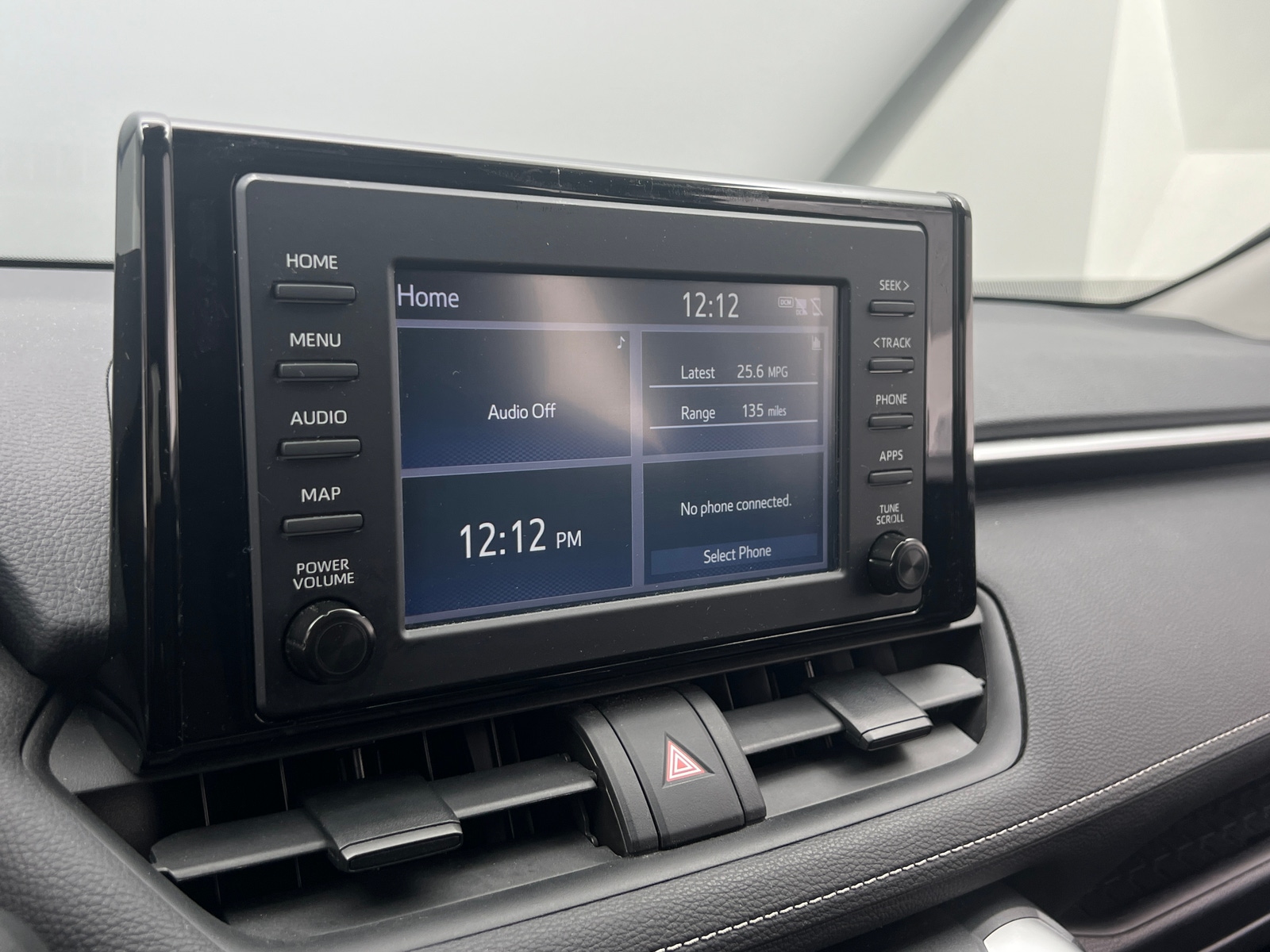 Thumbnail: 2019 Toyota RAV4 - 4