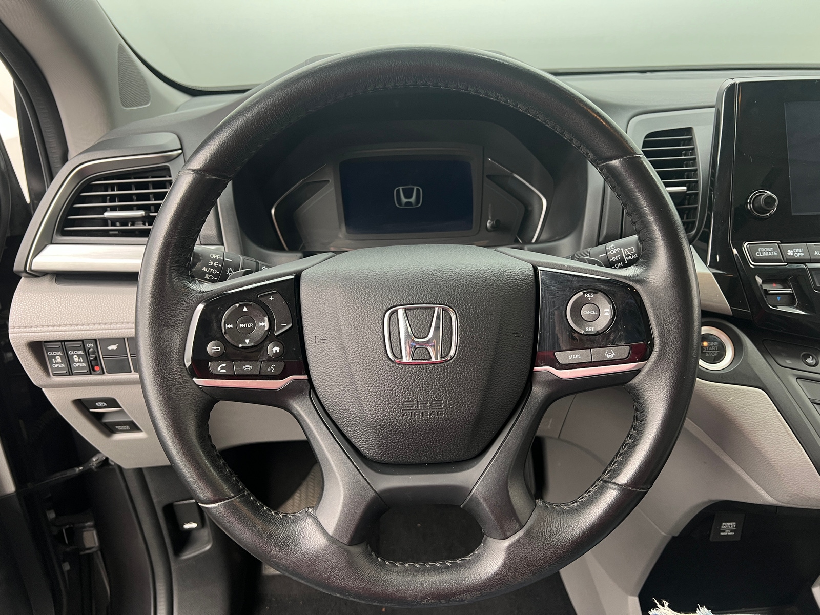 Thumbnail: 2019 Honda Odyssey - 4