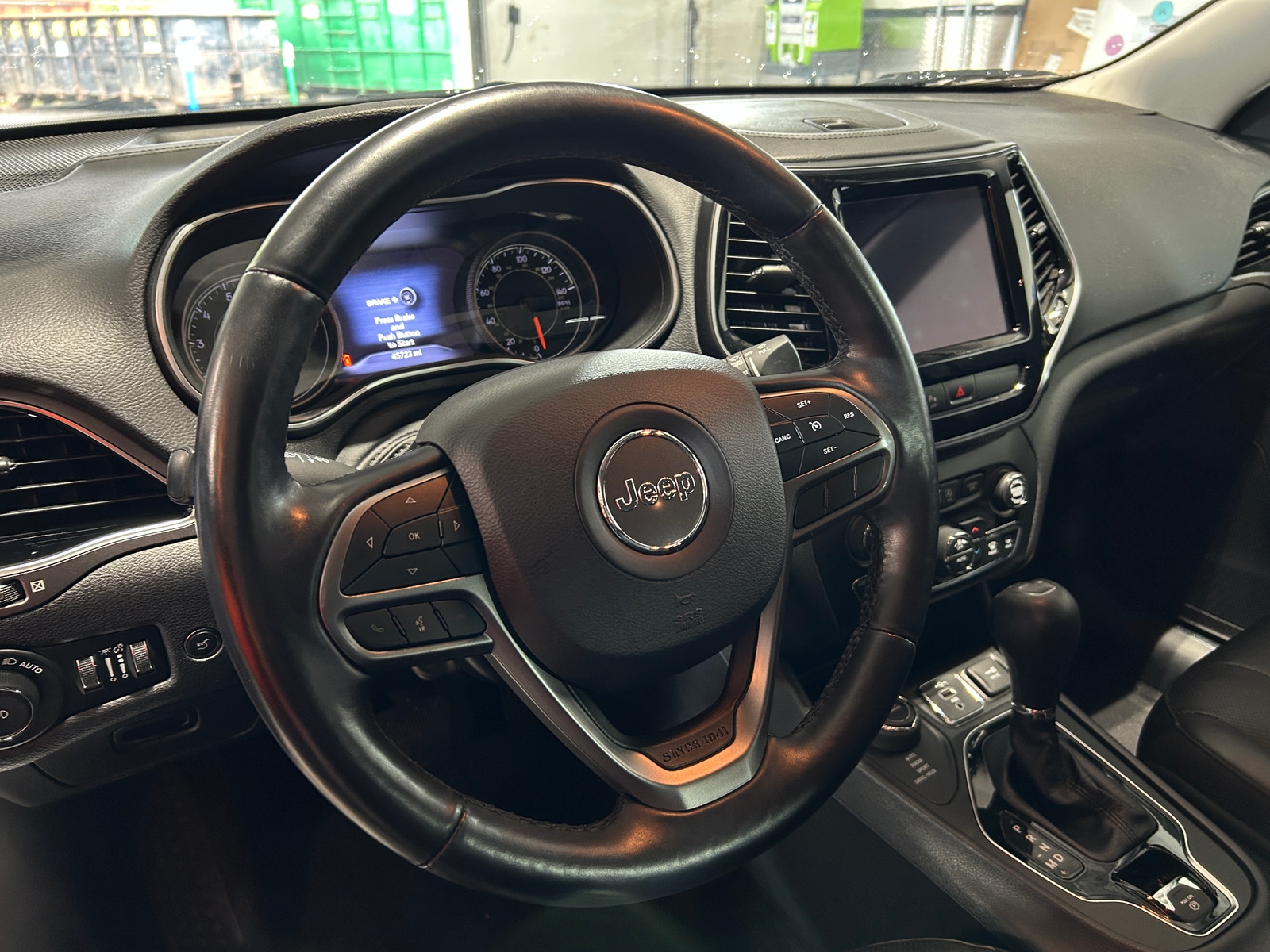 Thumbnail: 2019 Jeep Cherokee - 4
