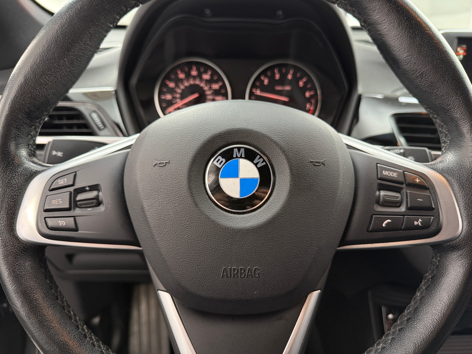 Thumbnail: 2016 BMW X1 - 4