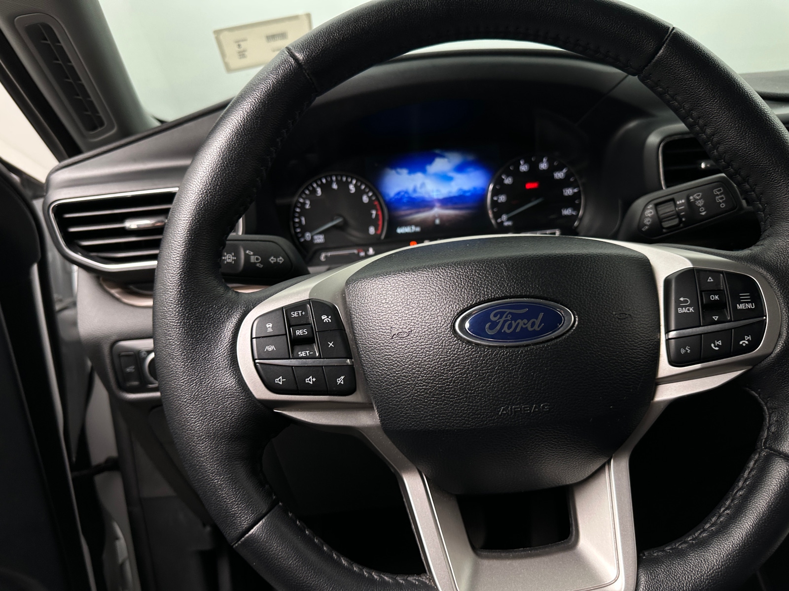Thumbnail: 2024 Ford Explorer - 4