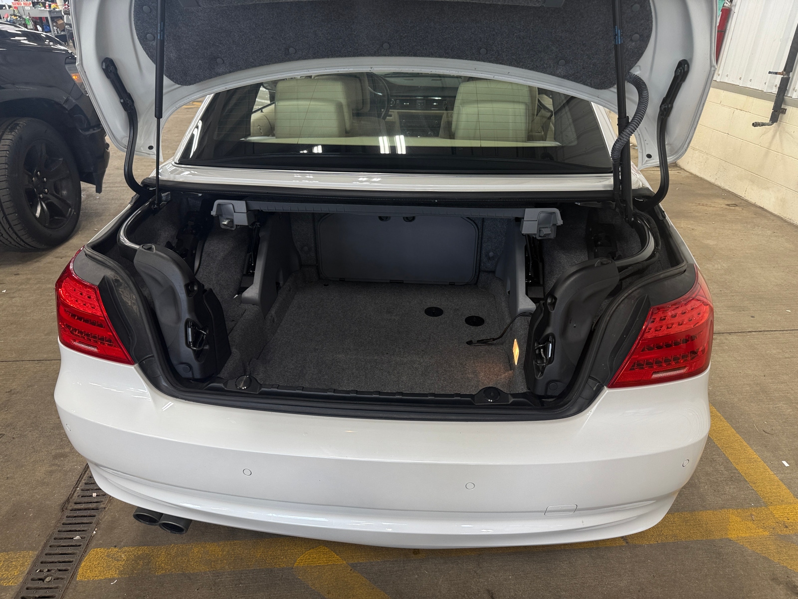 Thumbnail: 2013 BMW 3 Series - 6