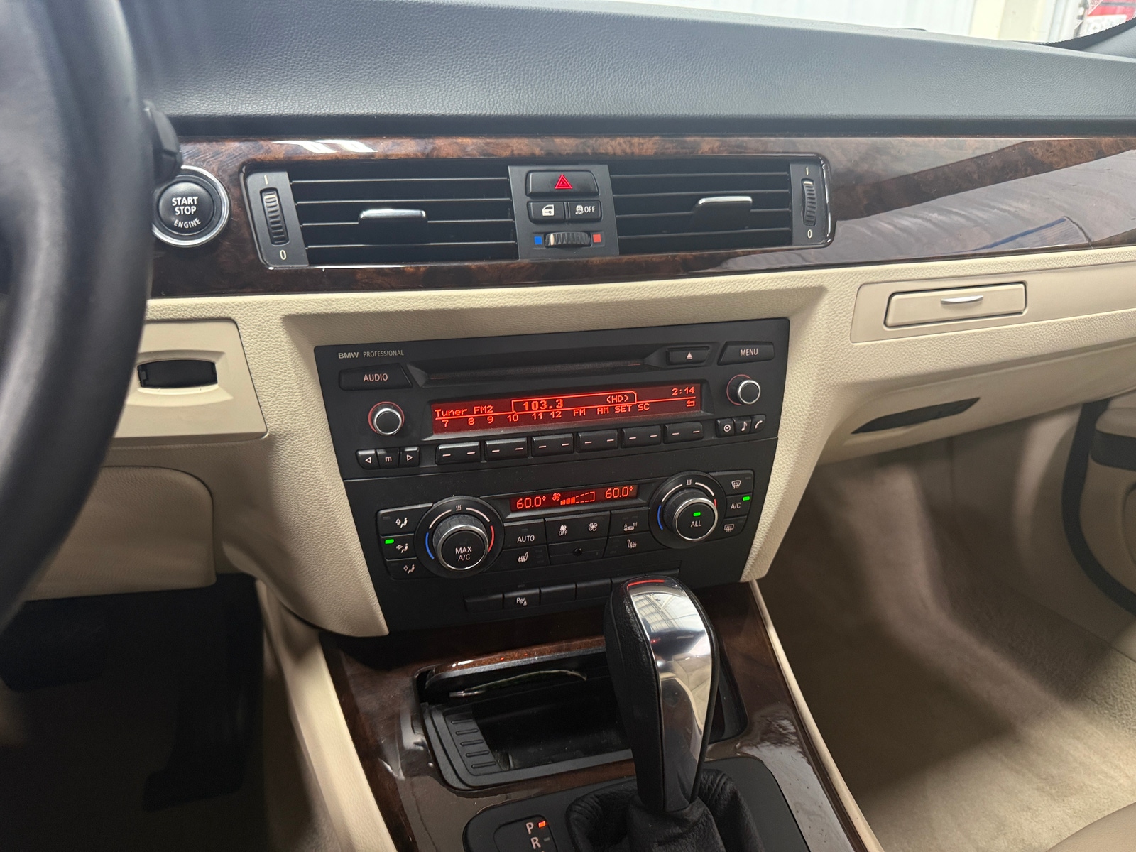Thumbnail: 2013 BMW 3 Series - 3