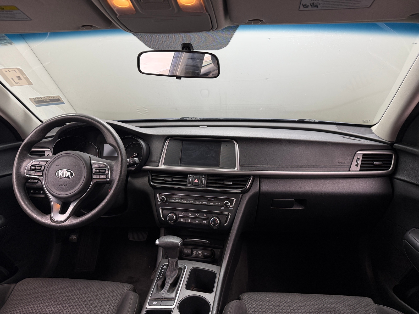 Thumbnail: 2018 Kia Optima - 3