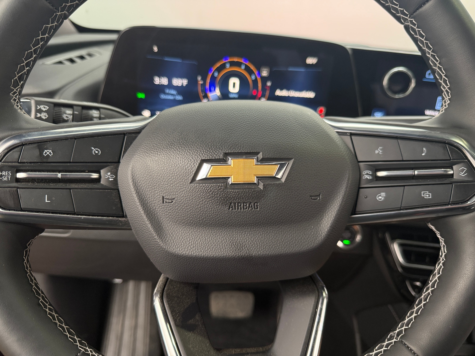 Thumbnail: 2024 Chevrolet Traverse - 5