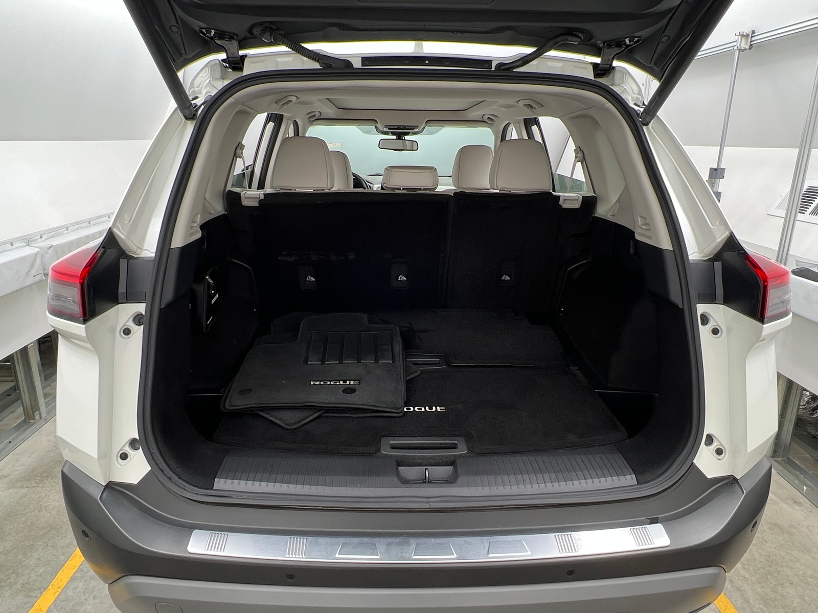 Thumbnail: 2021 Nissan Rogue - 6