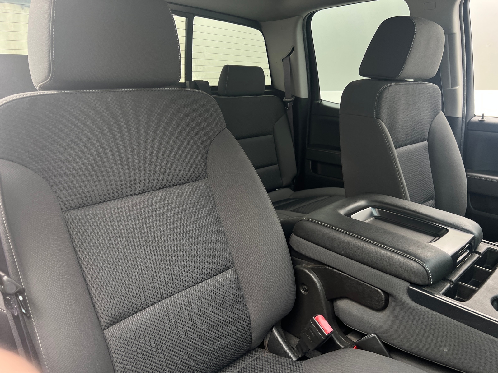 Thumbnail: 2017 Chevrolet Silverado 1500 - 2