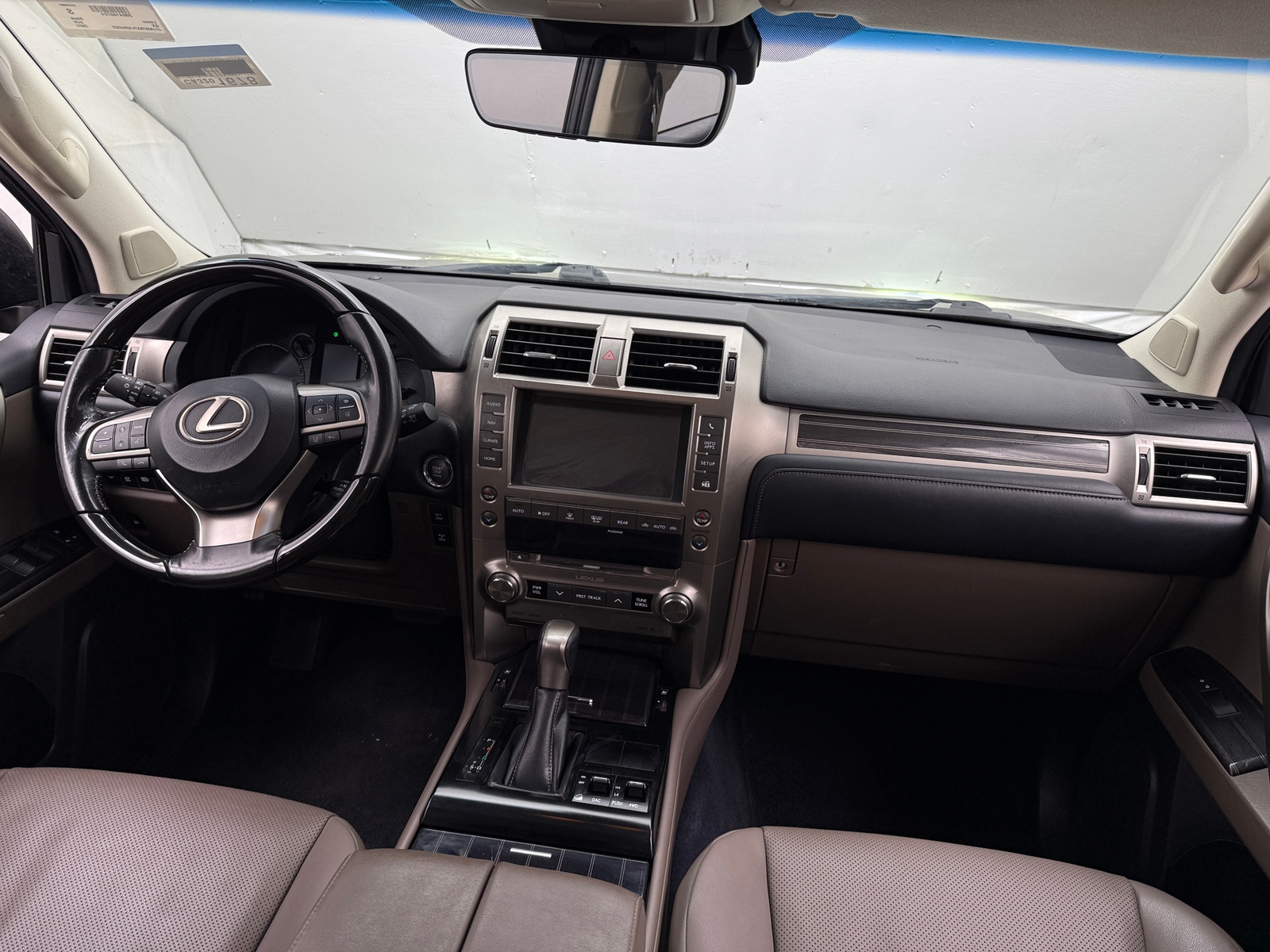 Thumbnail: 2020 Lexus GX - 2