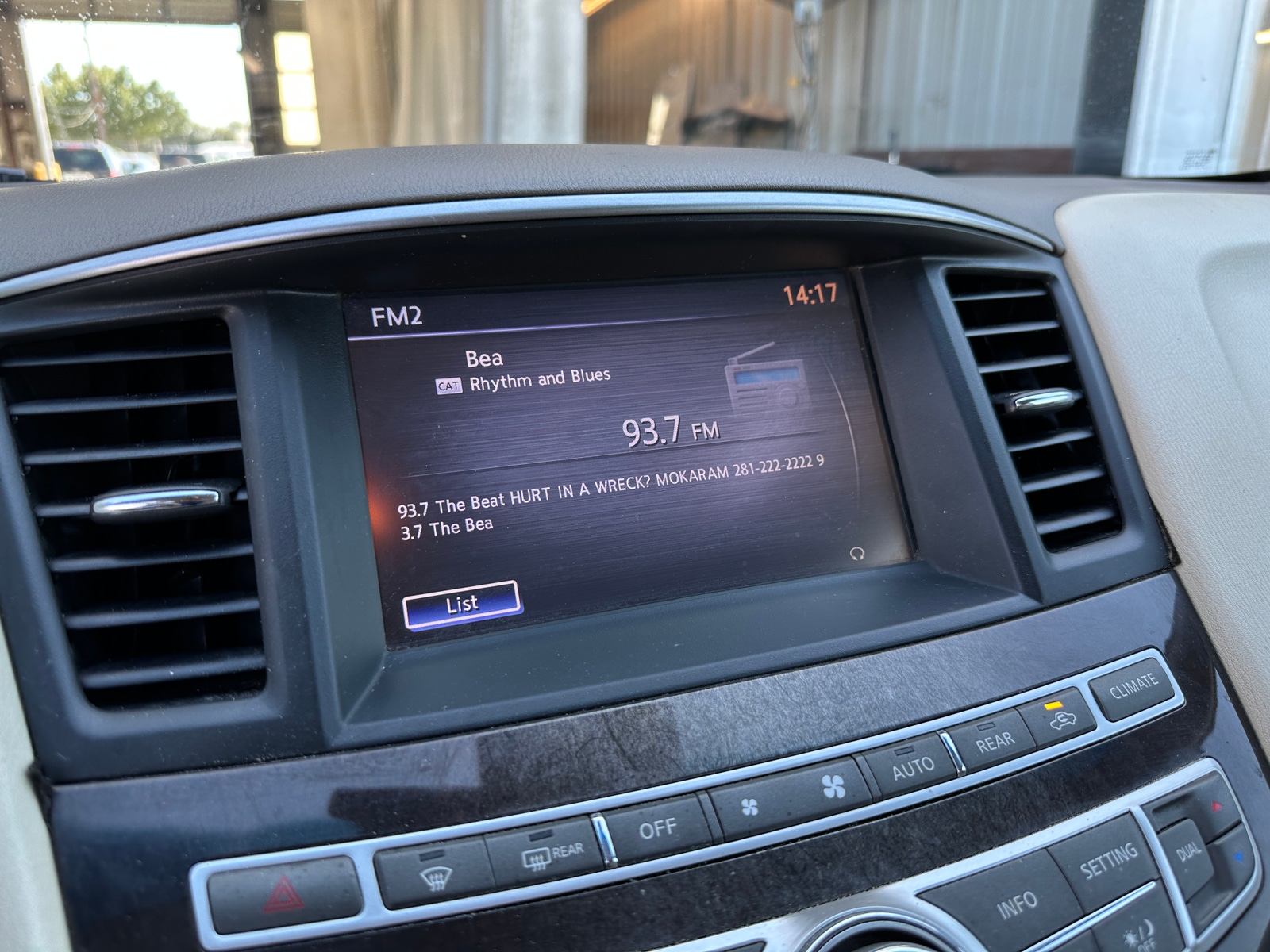 Thumbnail: 2014 INFINITI QX60 - 3