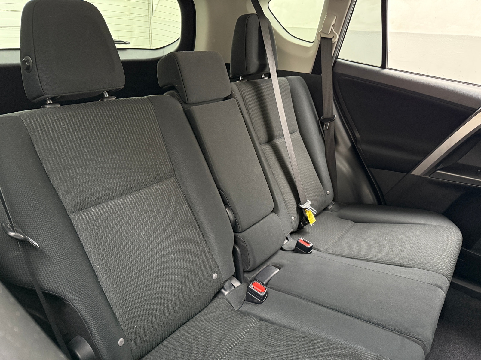 Thumbnail: 2016 Toyota RAV4 - 6