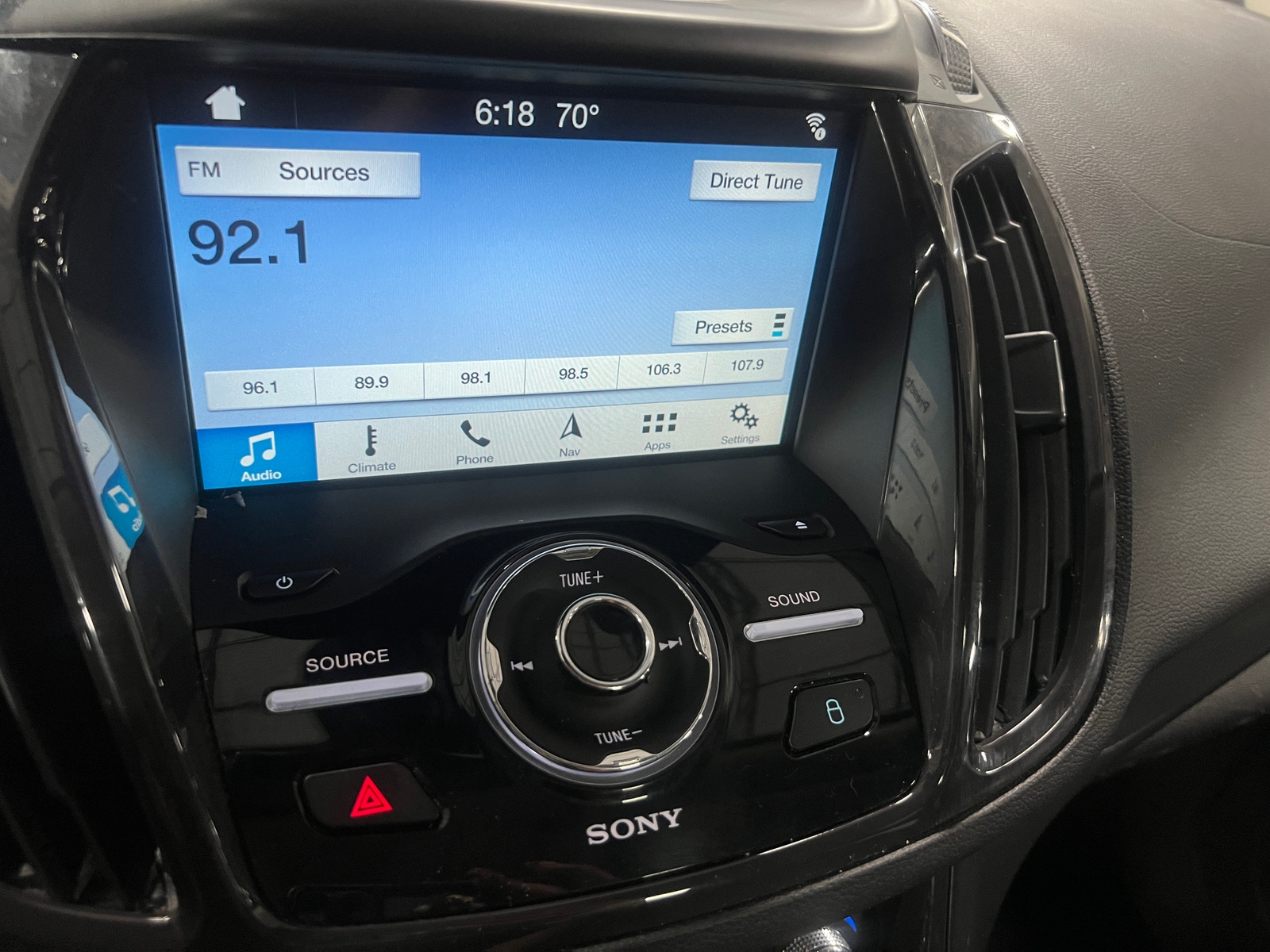 Thumbnail: 2016 Ford Escape - 3
