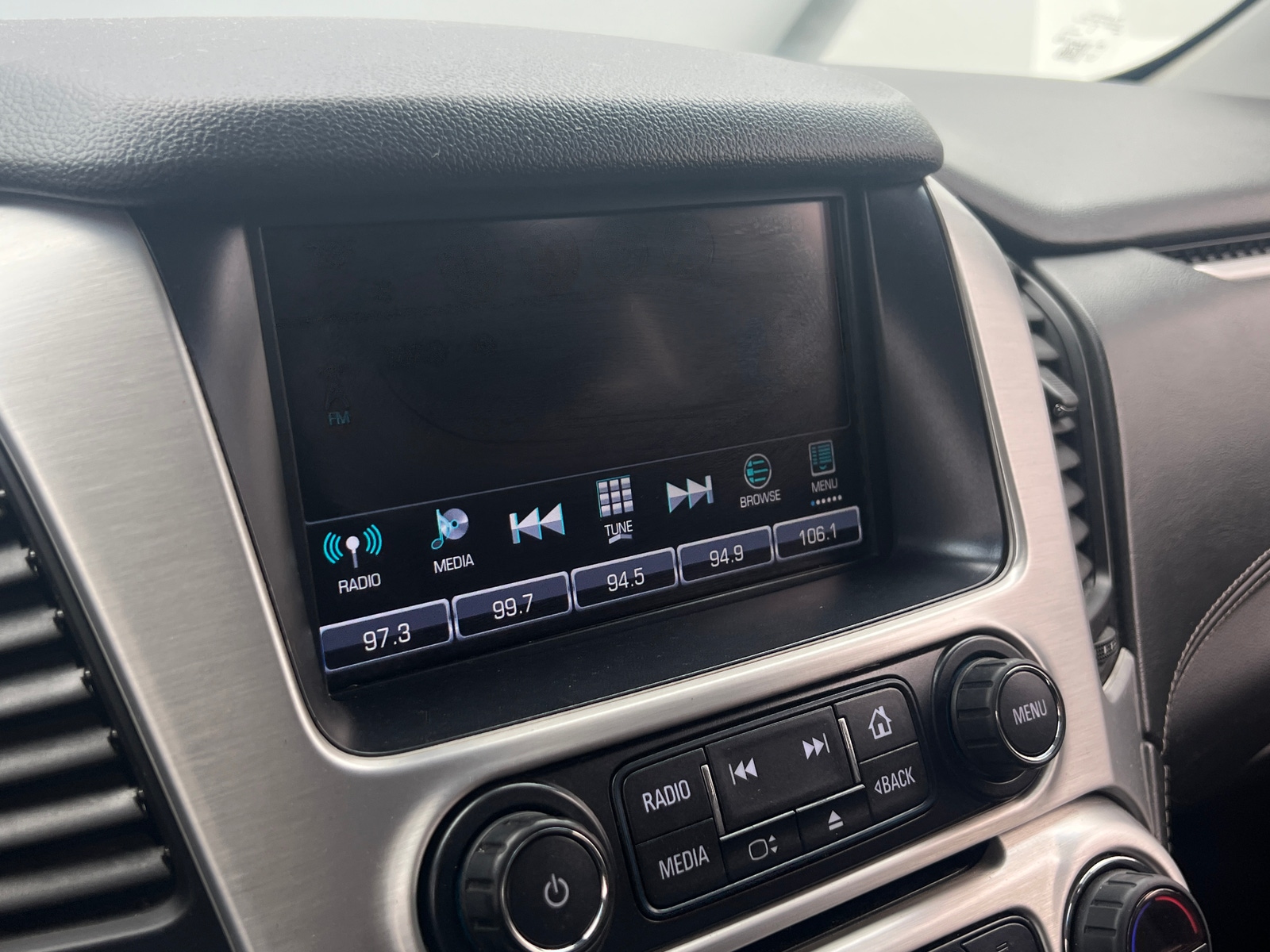 Thumbnail: 2018 GMC Yukon XL - 3
