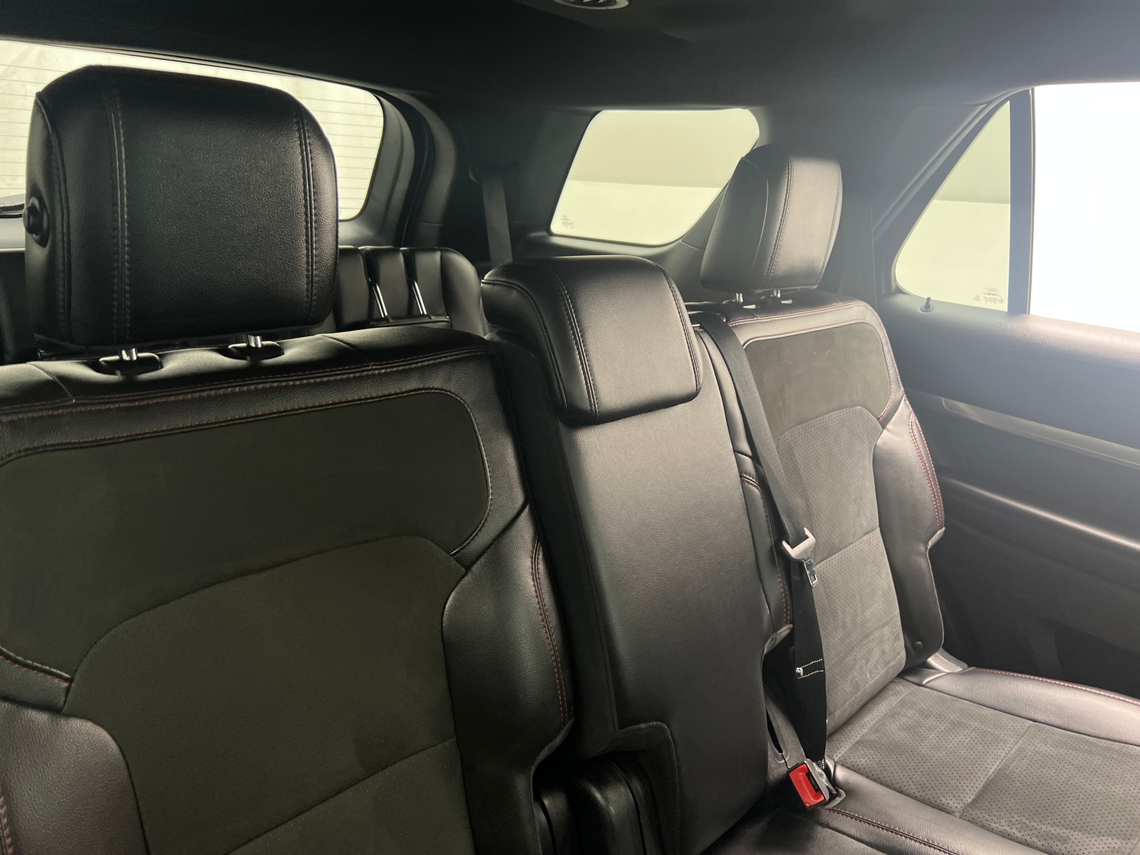 Thumbnail: 2018 Ford Explorer - 6