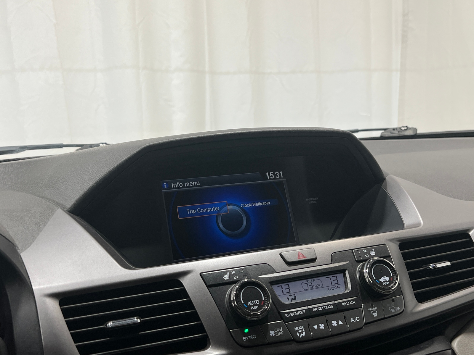 Thumbnail: 2015 Honda Odyssey - 3