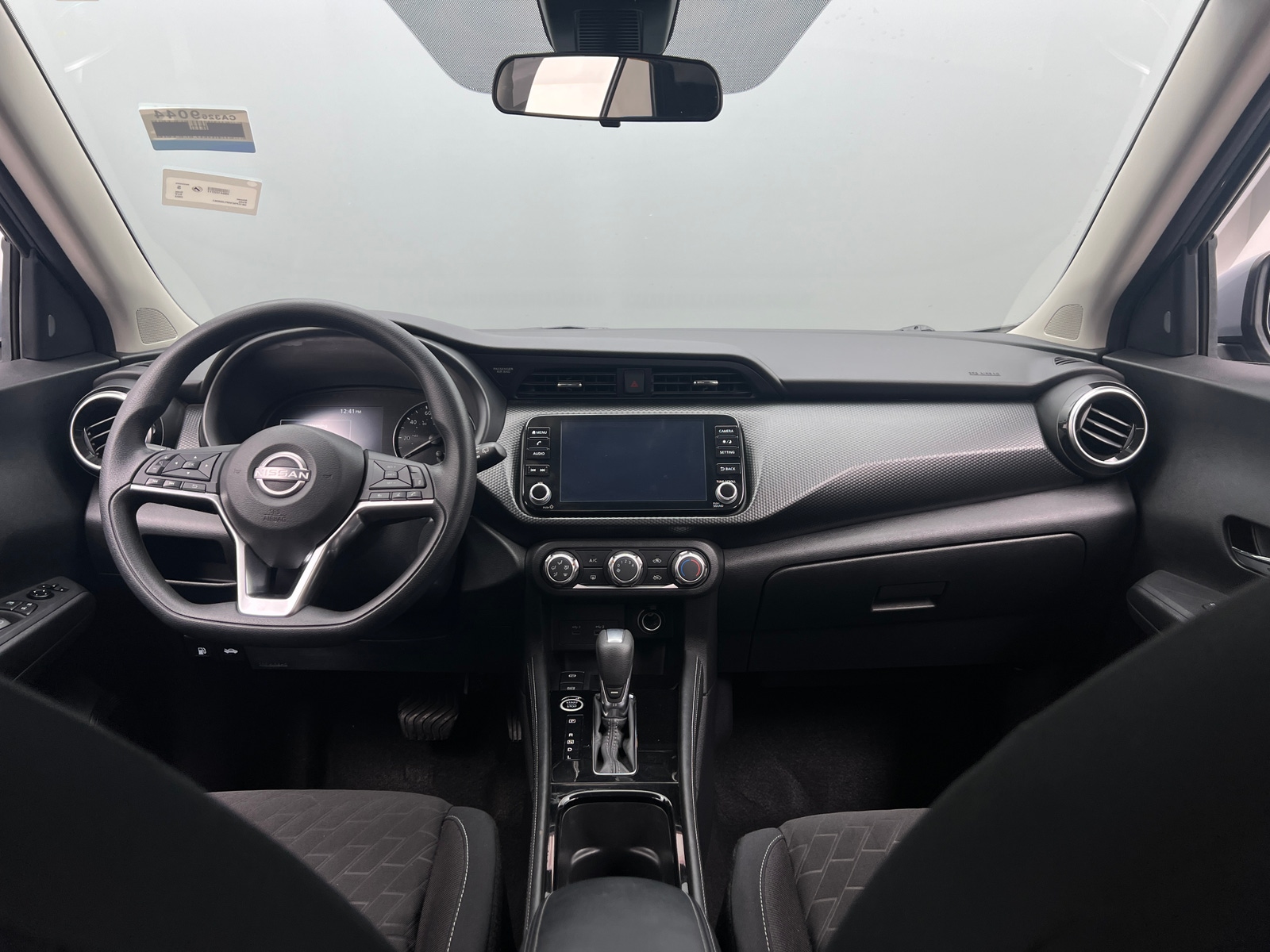 Thumbnail: 2023 Nissan Kicks - 3