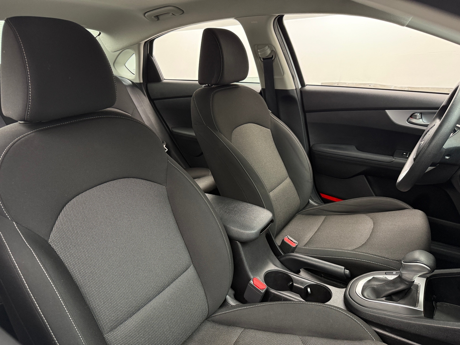 Thumbnail: 2022 Kia Forte - 2