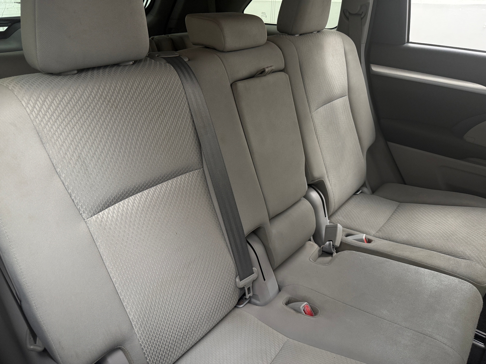 Thumbnail: 2017 Toyota Highlander - 6