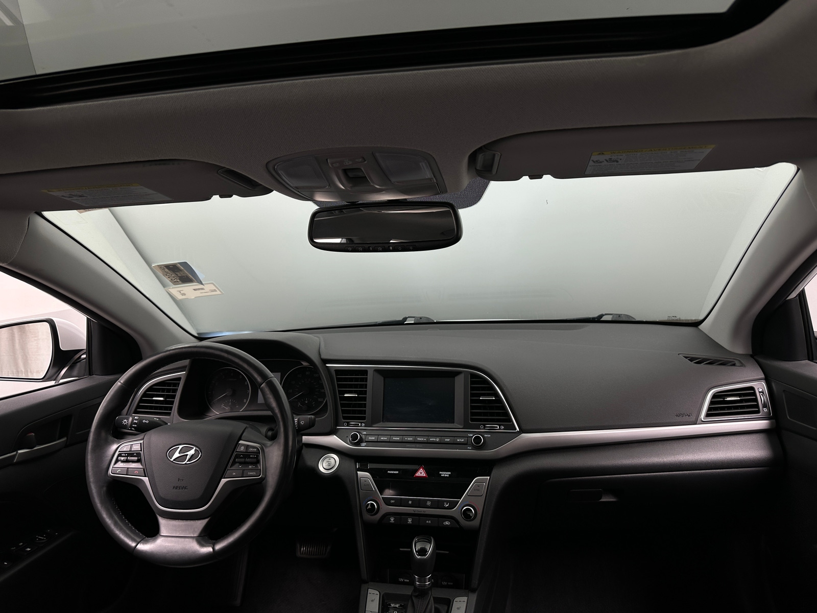 Thumbnail: 2018 Hyundai Elantra - 3