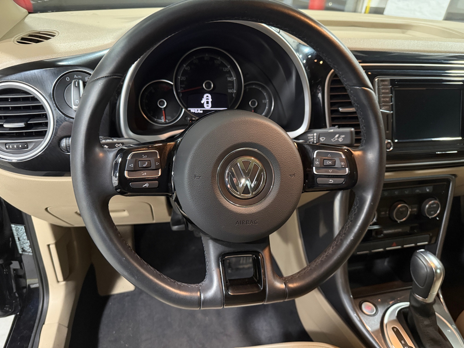 Thumbnail: 2019 Volkswagen Beetle - 4