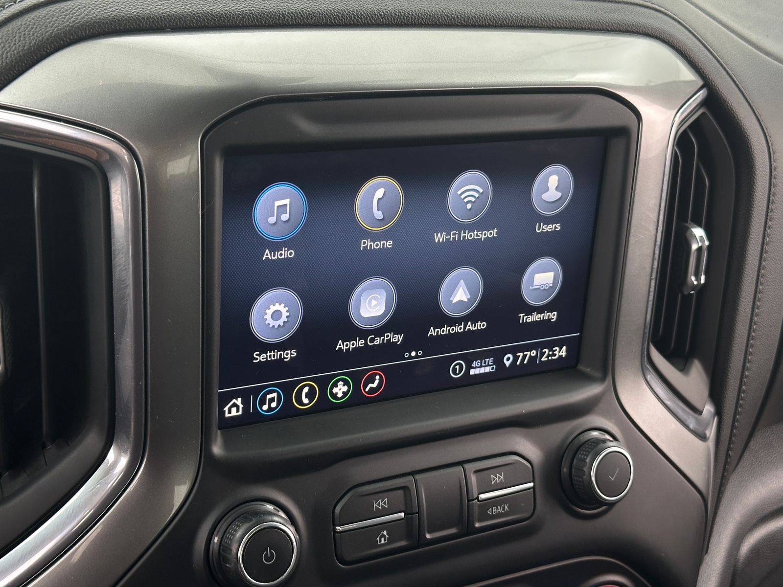 Thumbnail: 2020 Chevrolet Silverado 1500 - 4