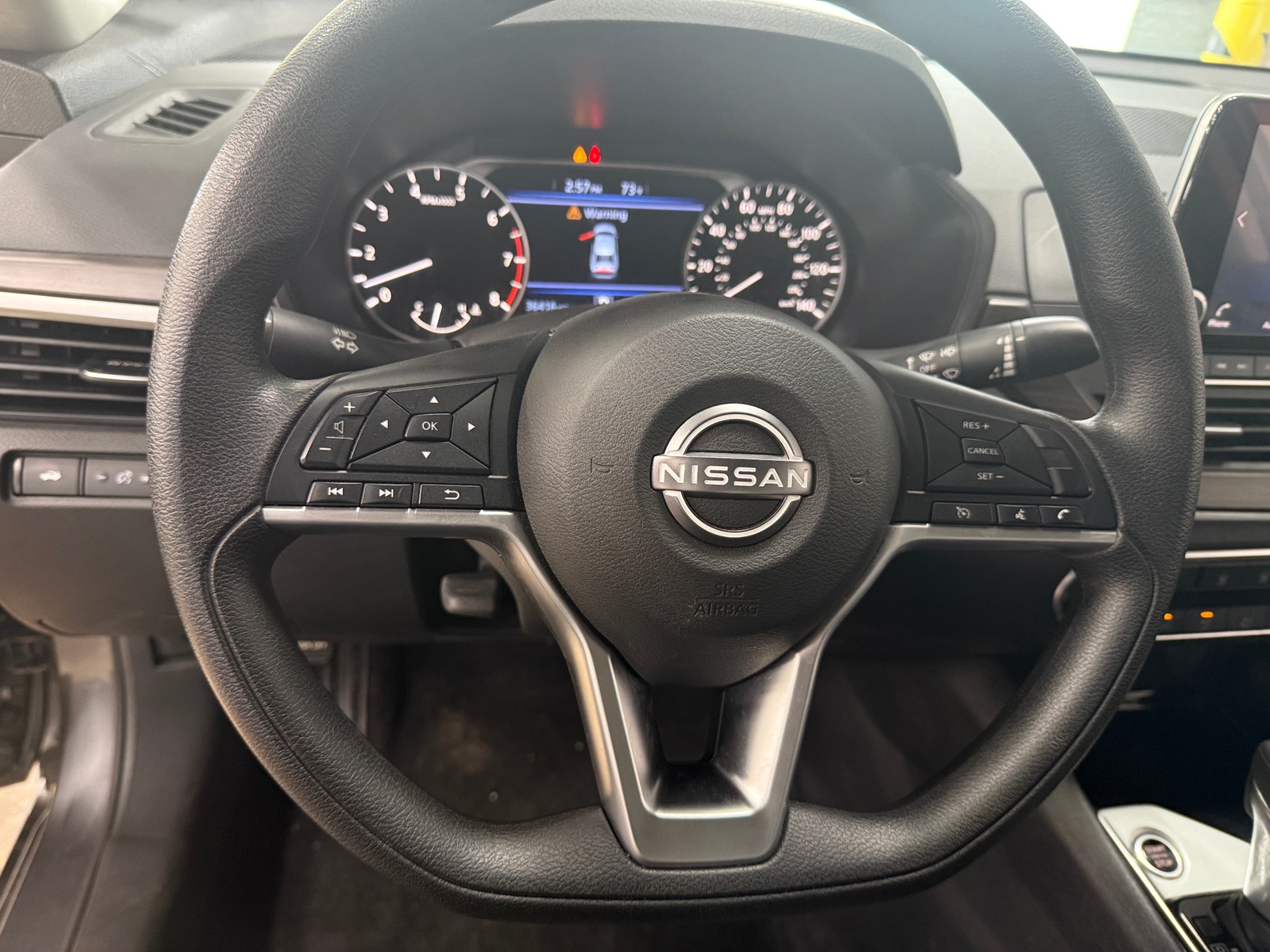 Thumbnail: 2024 Nissan Altima - 5