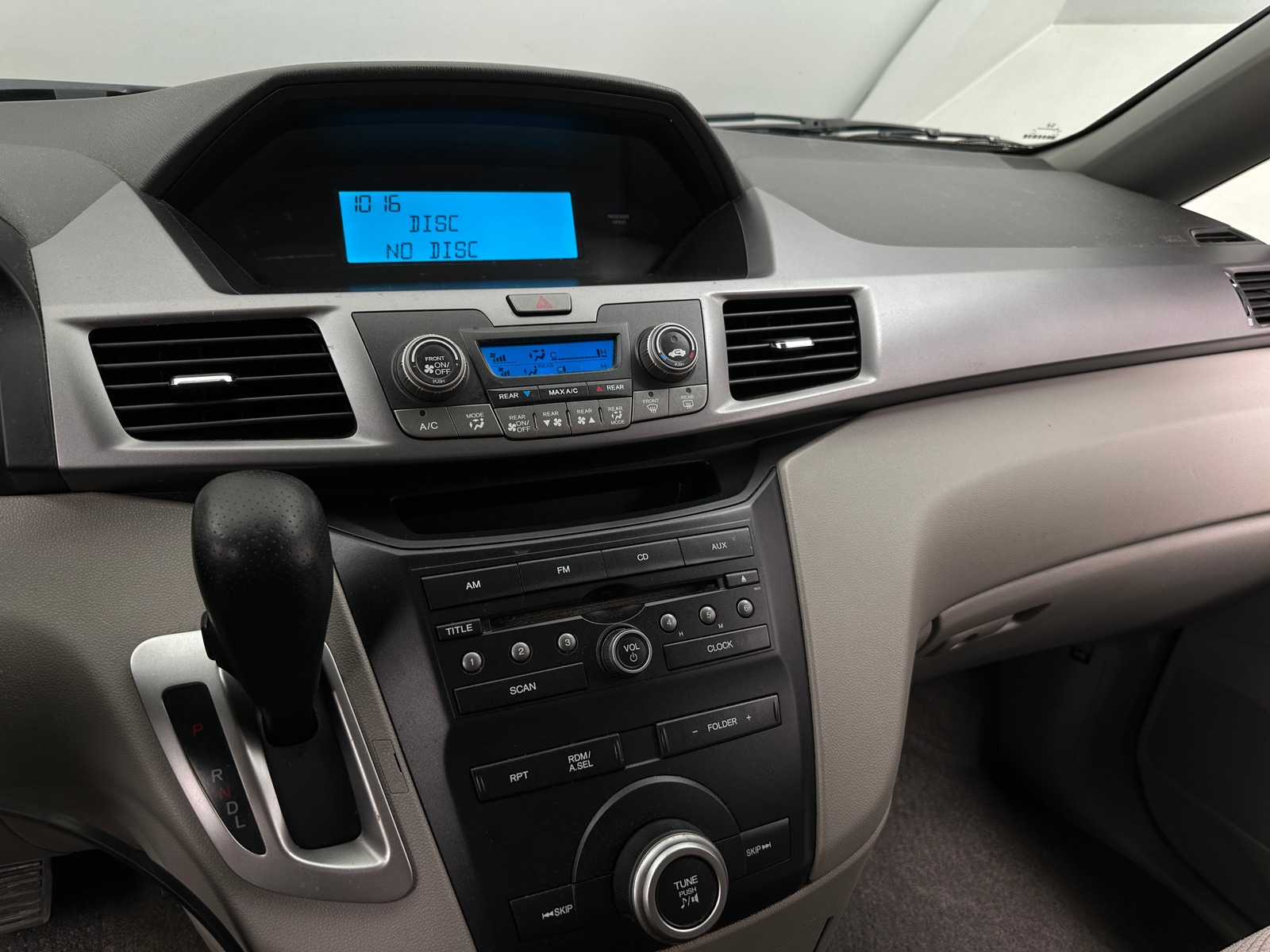 Thumbnail: 2012 Honda Odyssey - 4