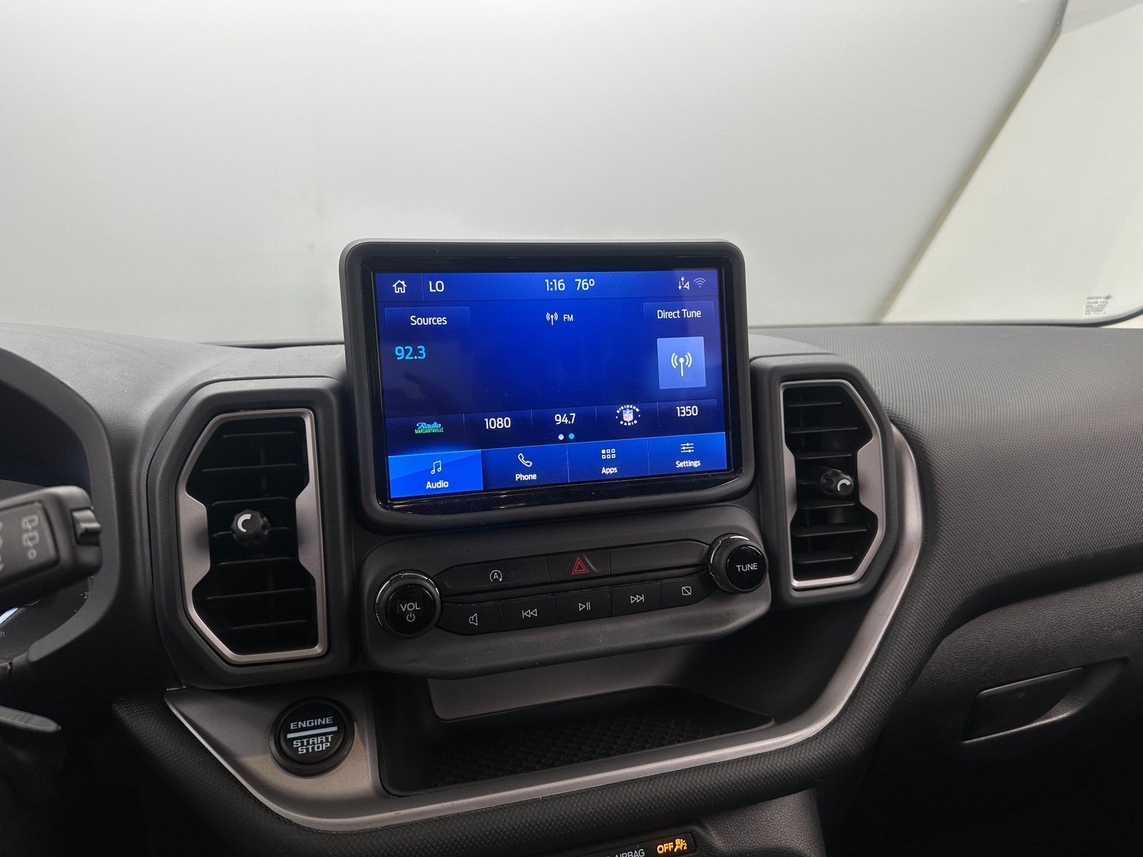 Thumbnail: 2022 Ford Bronco Sport - 4