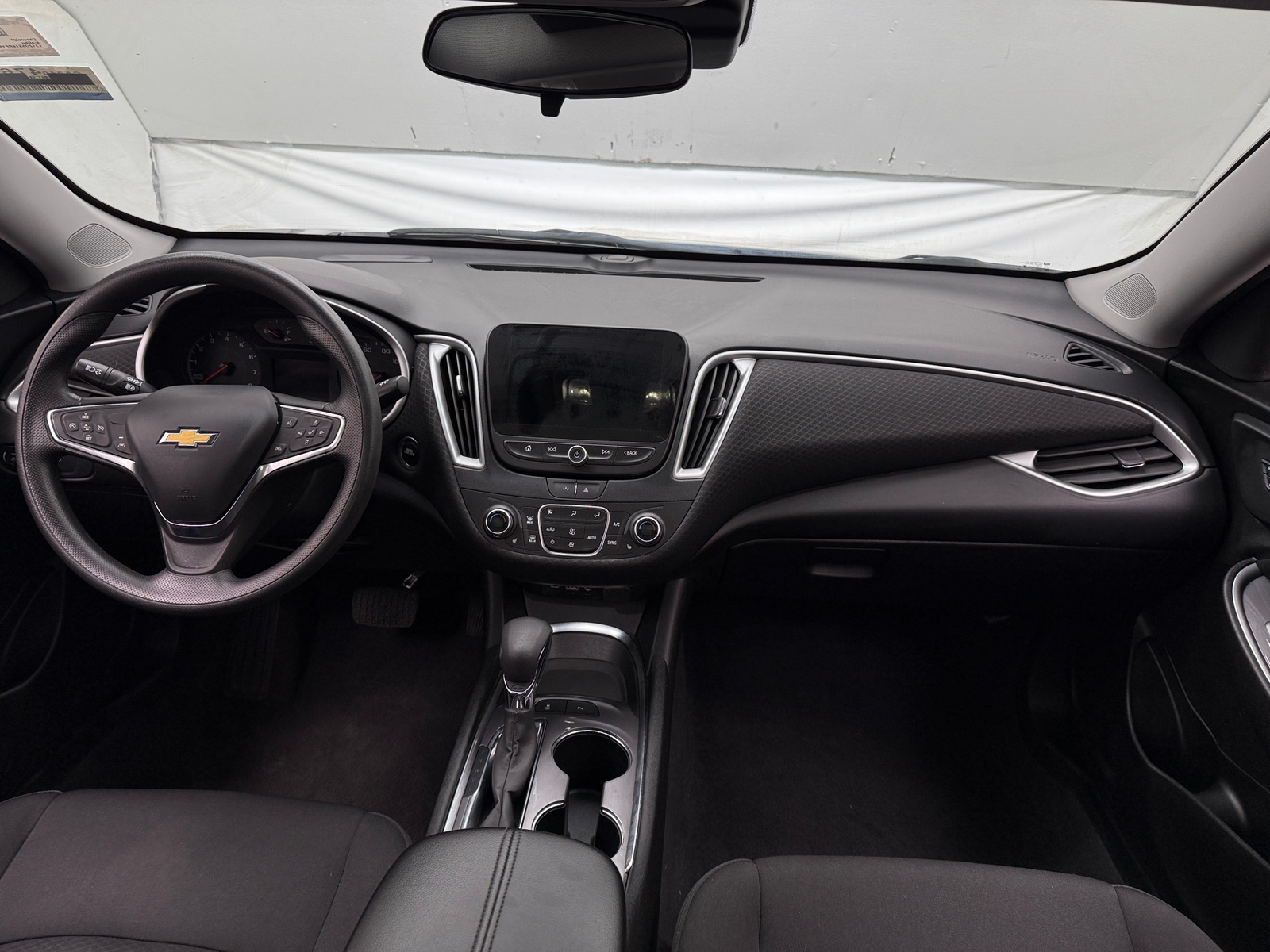 Thumbnail: 2024 Chevrolet Malibu - 3