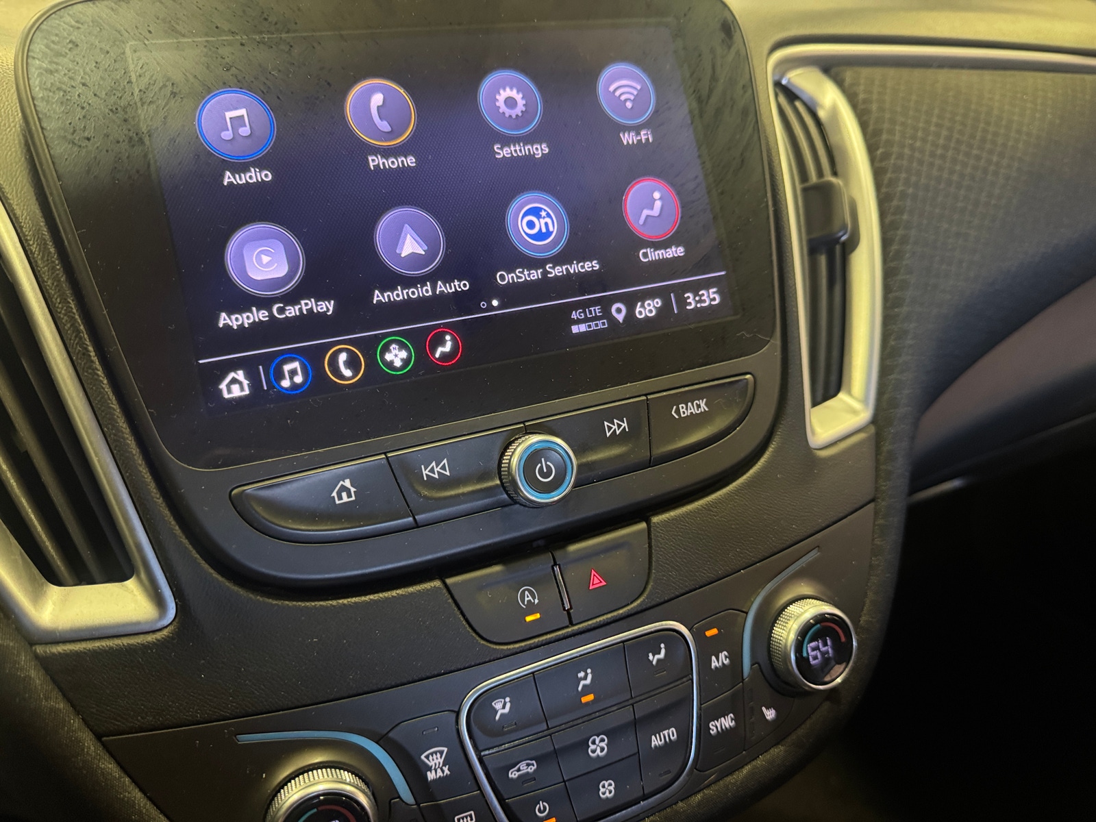 Thumbnail: 2024 Chevrolet Malibu - 4