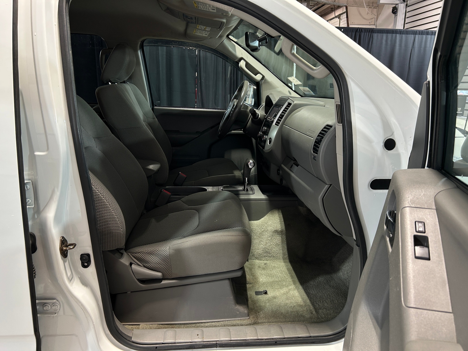 Thumbnail: 2016 Nissan Frontier - 2
