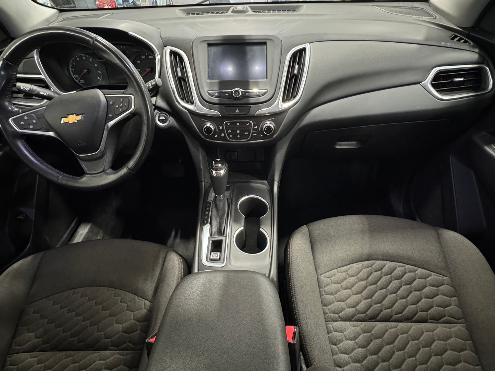 Thumbnail: 2018 Chevrolet Equinox - 3