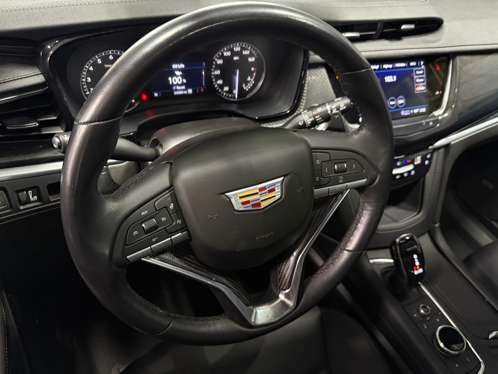 Thumbnail: 2024 Cadillac XT6 - 4