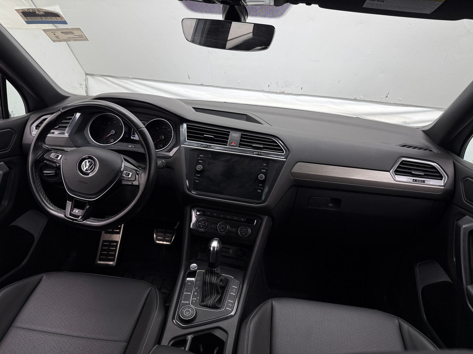 Thumbnail: 2021 Volkswagen Tiguan - 2