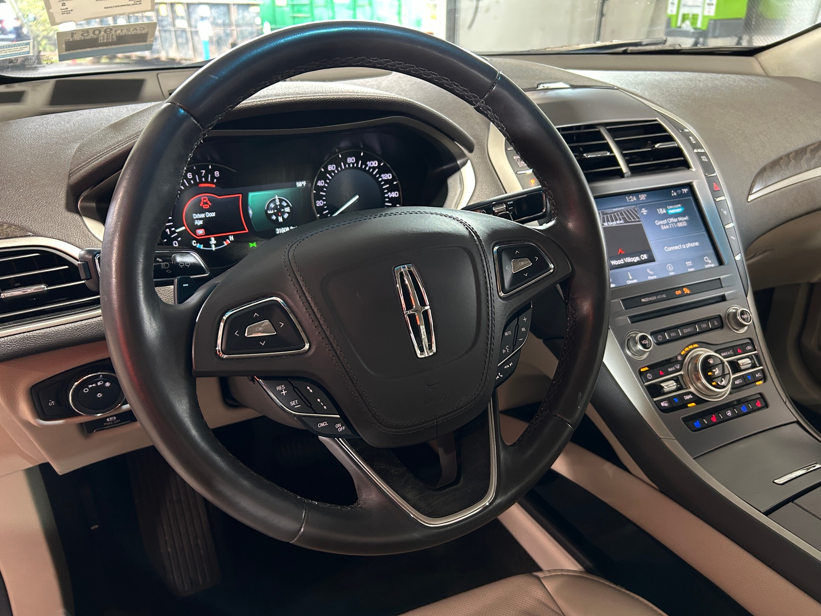 Thumbnail: 2019 Lincoln MKZ - 4