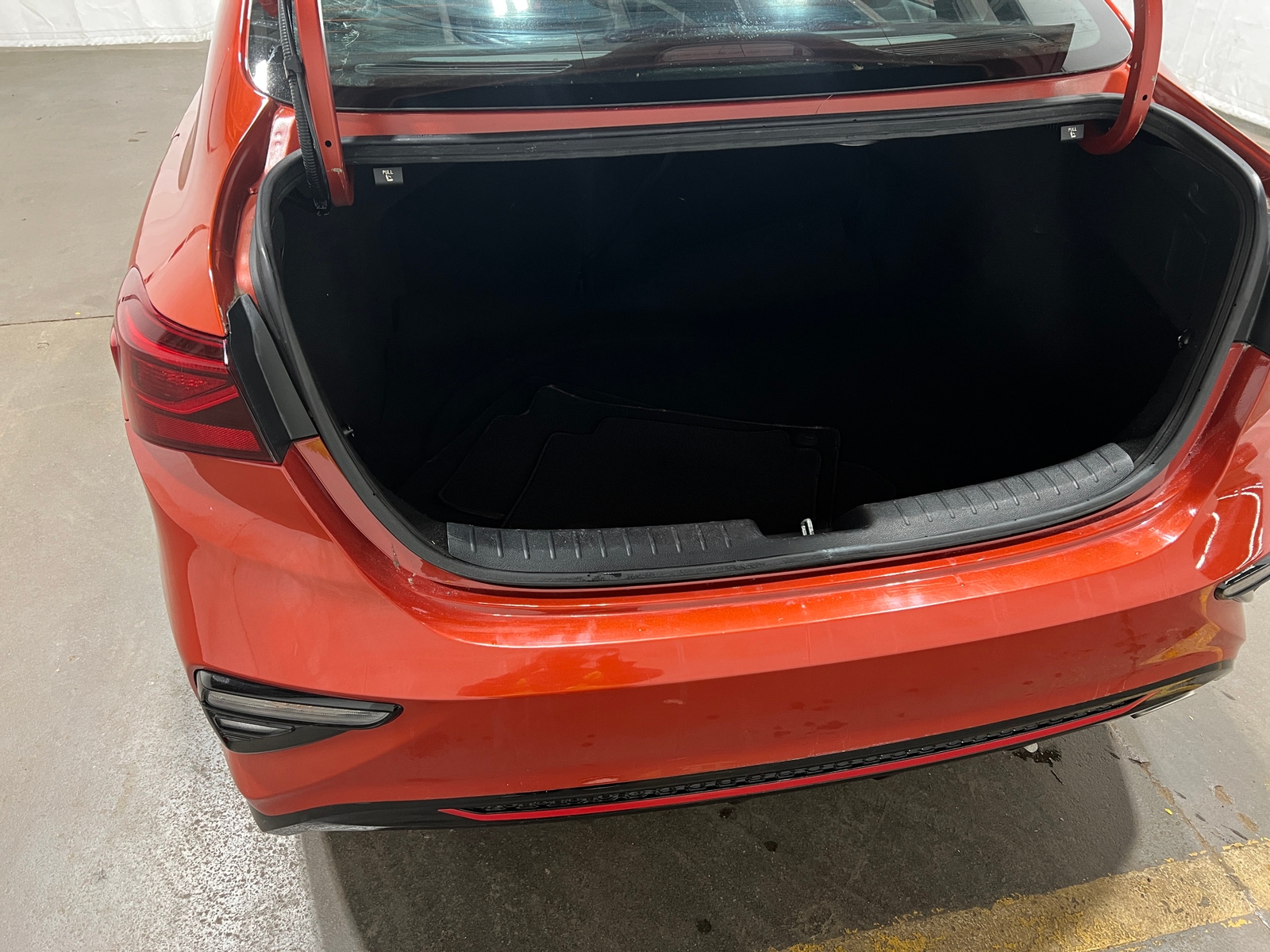 Thumbnail: 2021 Kia Forte - 6