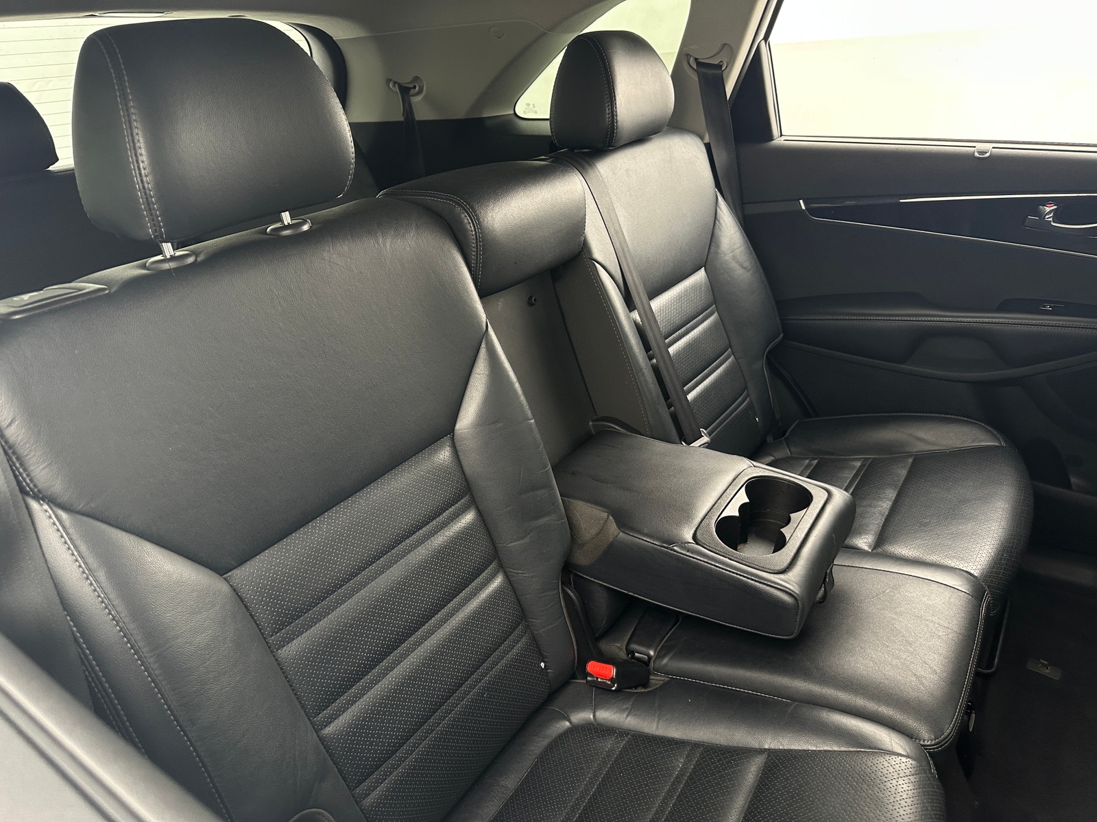 Thumbnail: 2017 Kia Sorento - 5