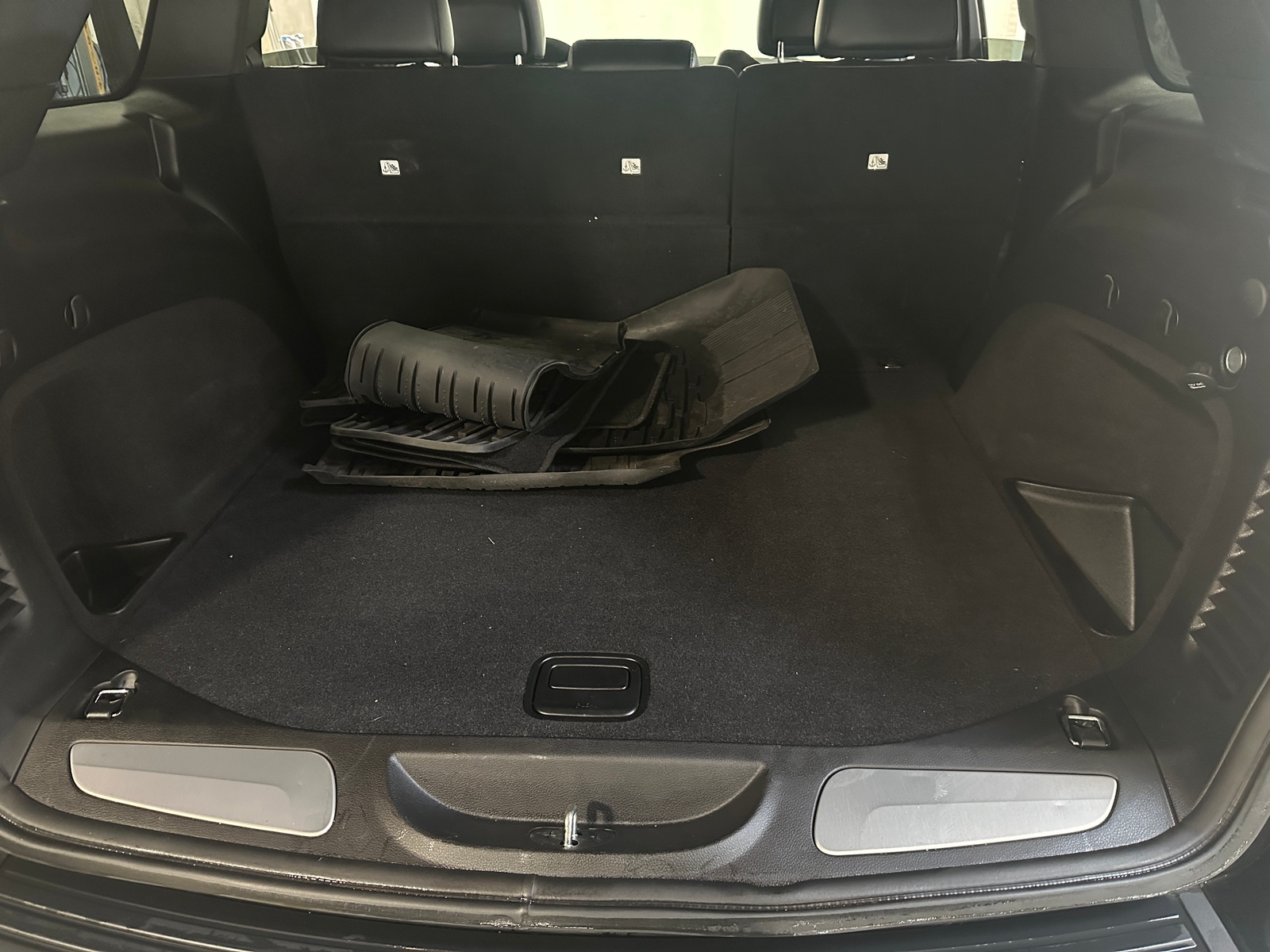 Thumbnail: 2019 Jeep Grand Cherokee - 6