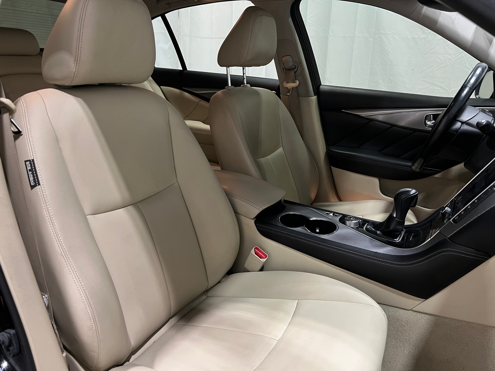 Thumbnail: 2016 INFINITI Q50 - 2