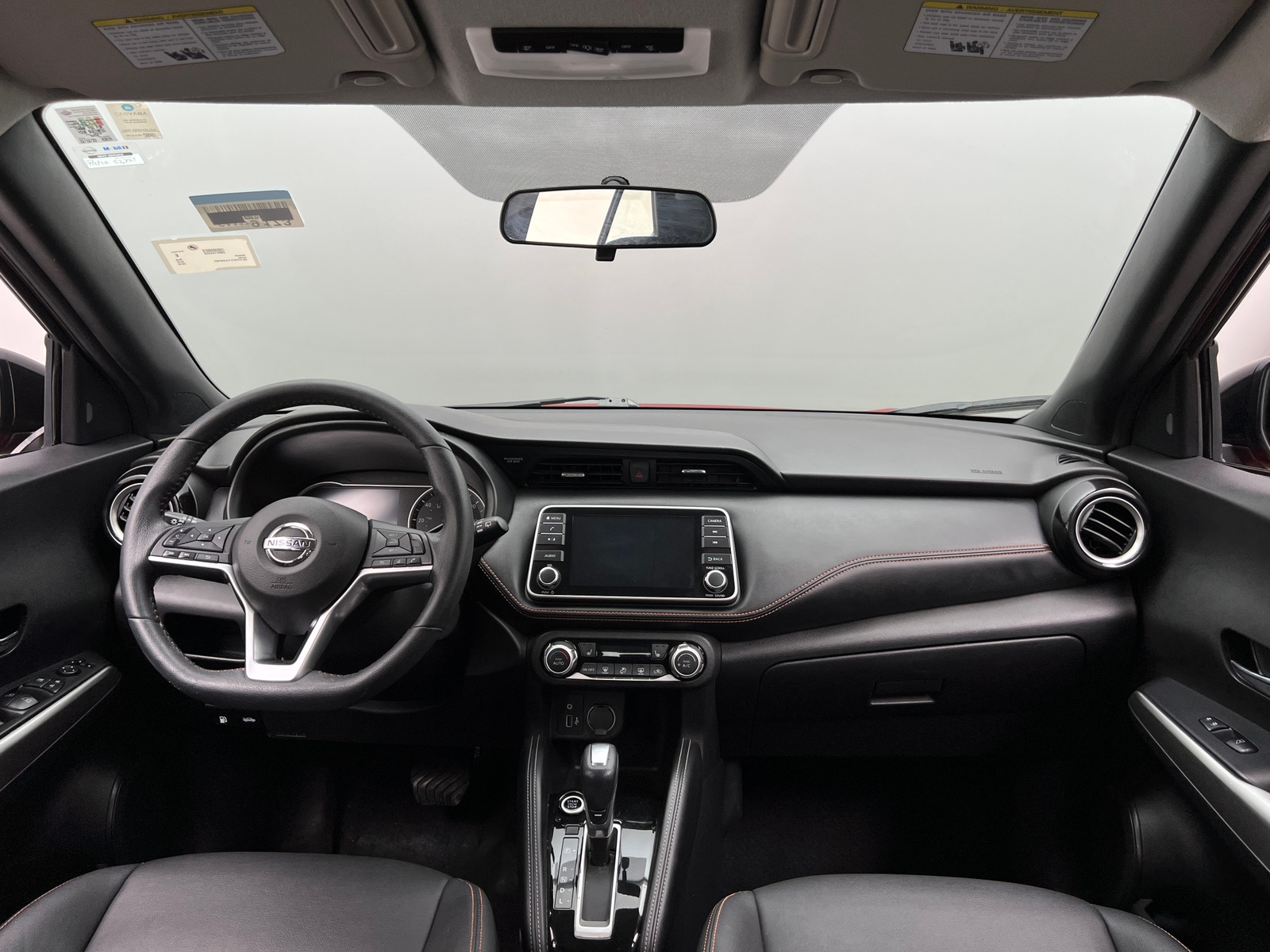 Thumbnail: 2018 Nissan Kicks - 3