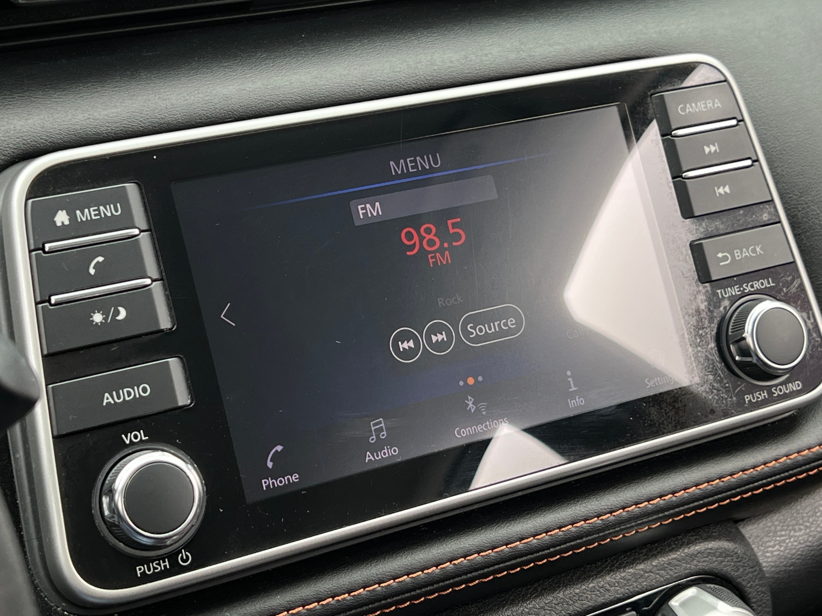 Thumbnail: 2018 Nissan Kicks - 4