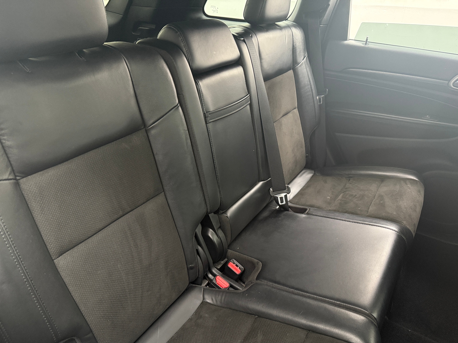 Thumbnail: 2020 Jeep Grand Cherokee - 6