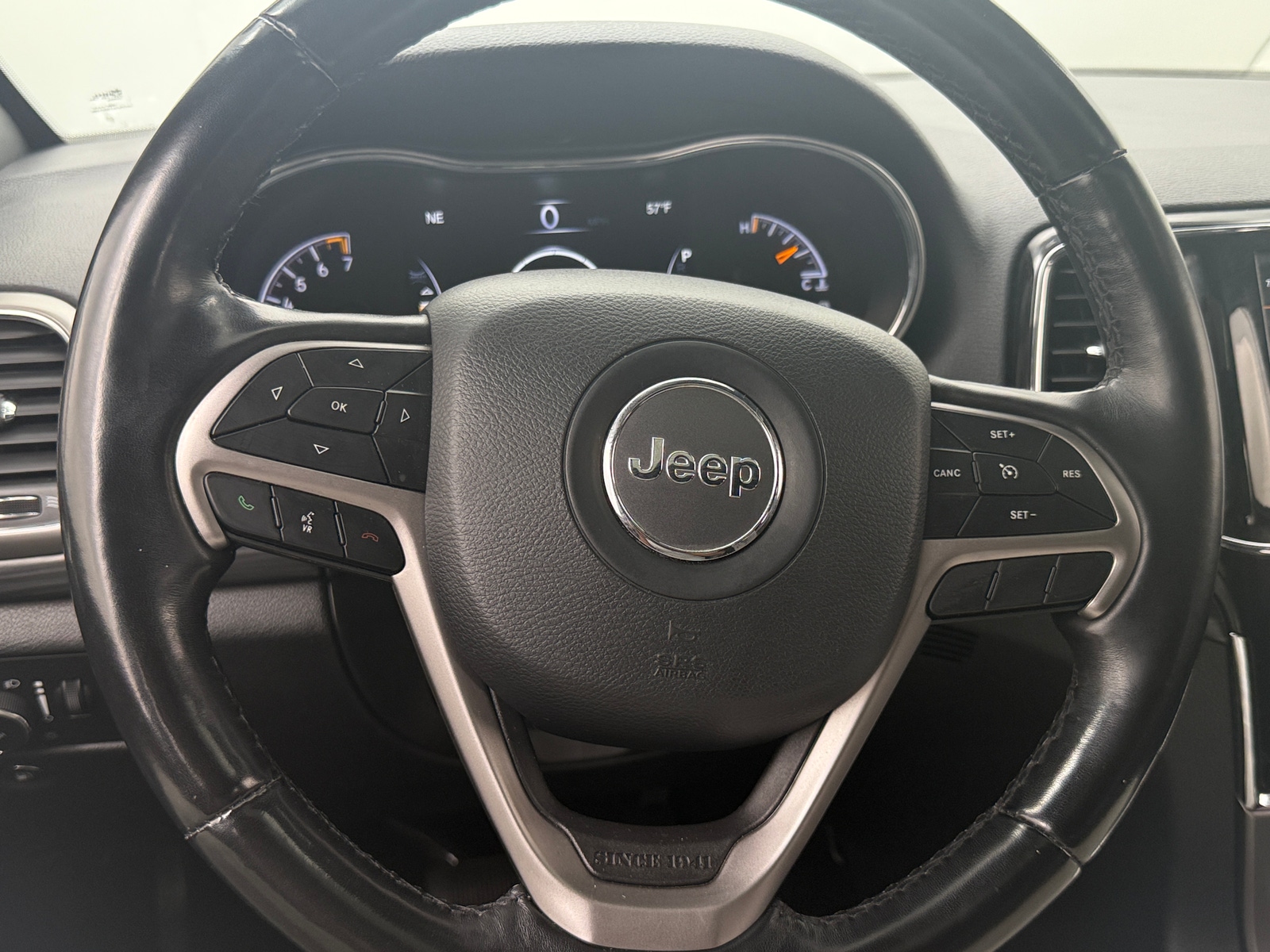 Thumbnail: 2020 Jeep Grand Cherokee - 5
