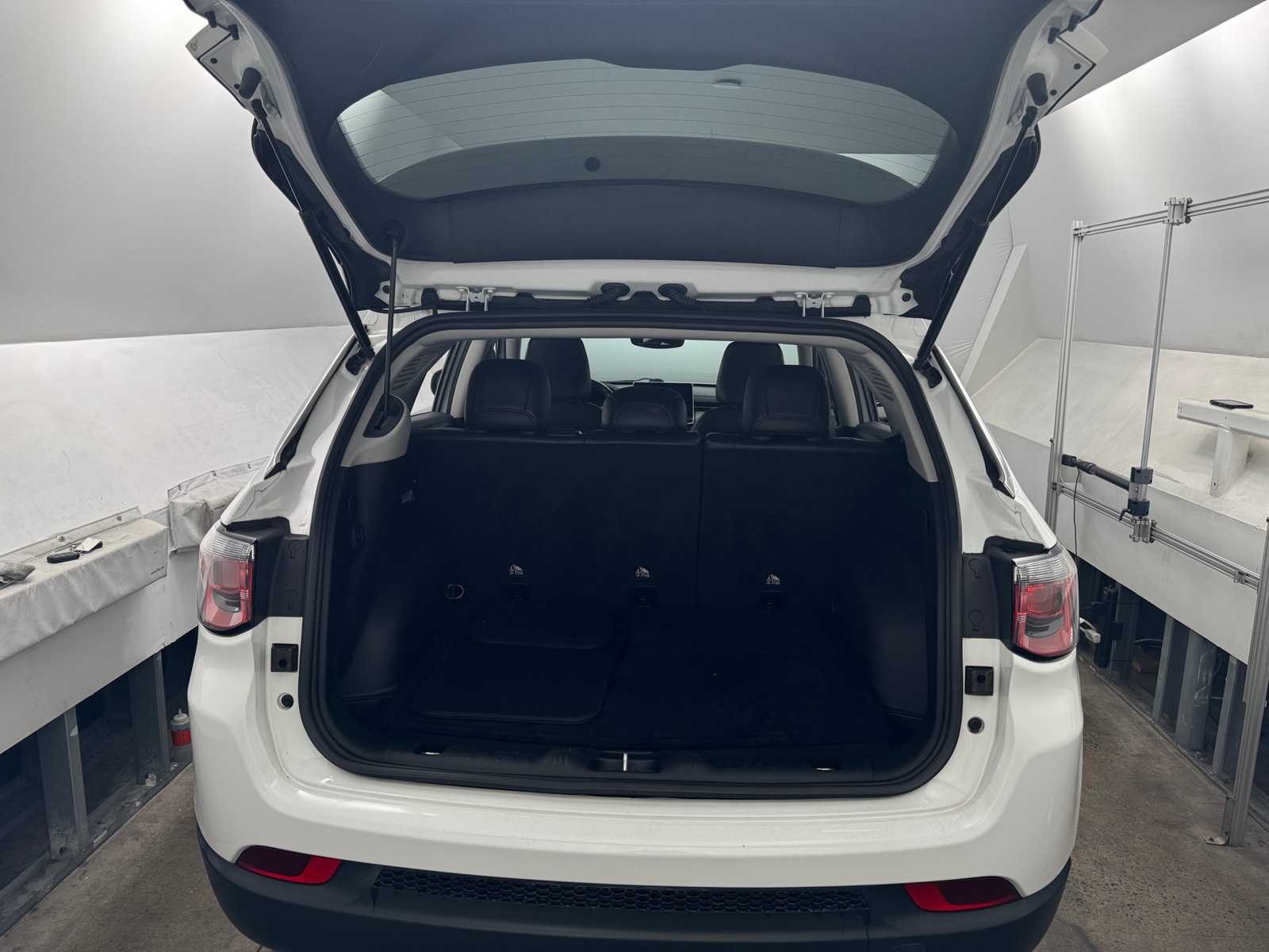 Thumbnail: 2022 Jeep Compass - 6